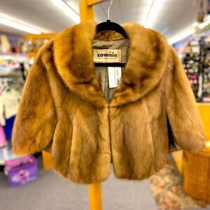 Cownie Ladies Real Fur Cape